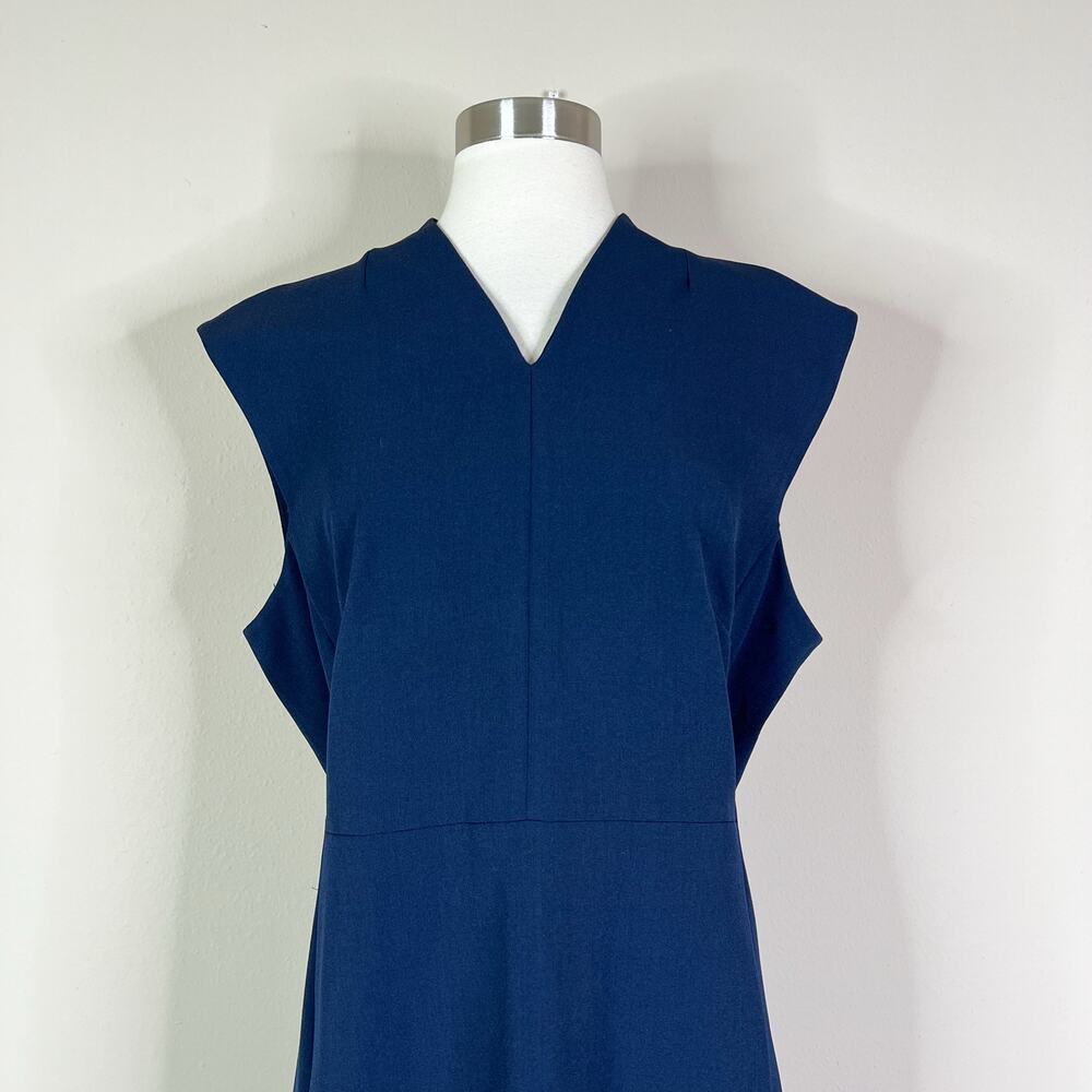 NEW MM LaFleur | Aditi Blue Tailored V Neck Sheath Workwear Minimalist Dress 16 - Picture 3 of 9